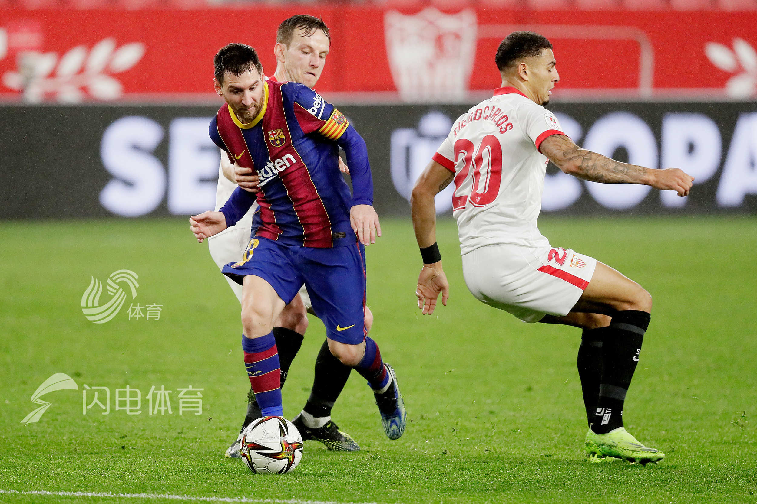 巴萨5比1大胜塞维利亚